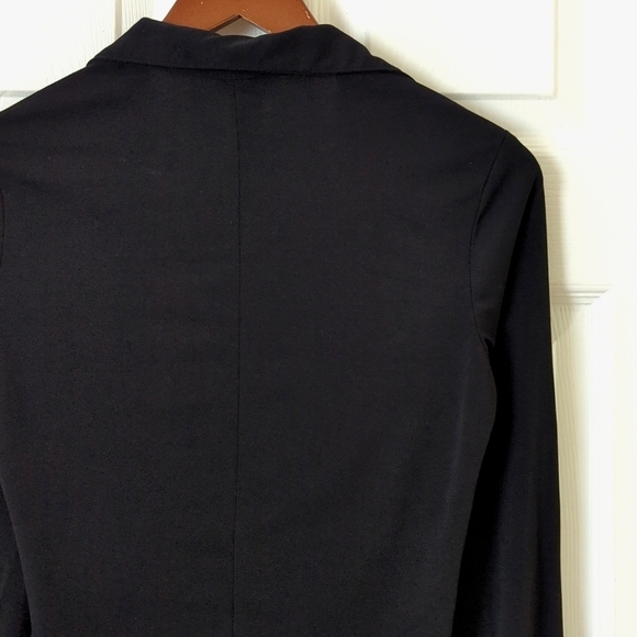 Monteau 90's Vintage Collared Plunging V-neck Tie Front Cropped Long Sleeve Top - Picture 10 of 10